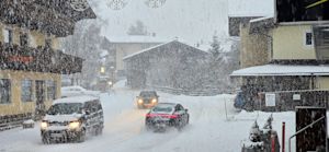 Wintersport: beelden uit onder andere de Alpen en Winterberg