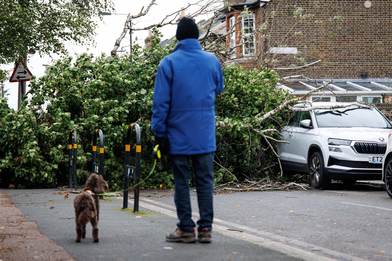Storm Bert zorgde voor schade. Foto: ANP / EPA / TOLGA AKMEN