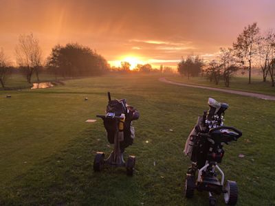 Golfen met verschillende weersomstandigheden