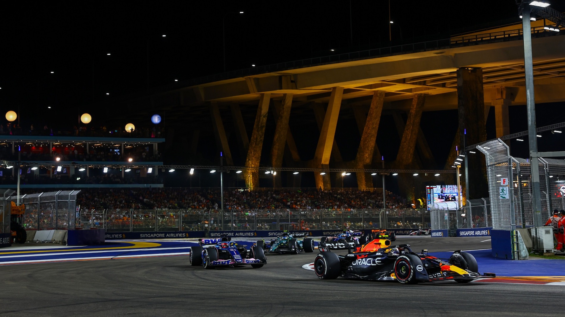 De F1-race in Singapore in 2023. Foto via redbullcontentpool.com / Mark Thompson/Getty Images