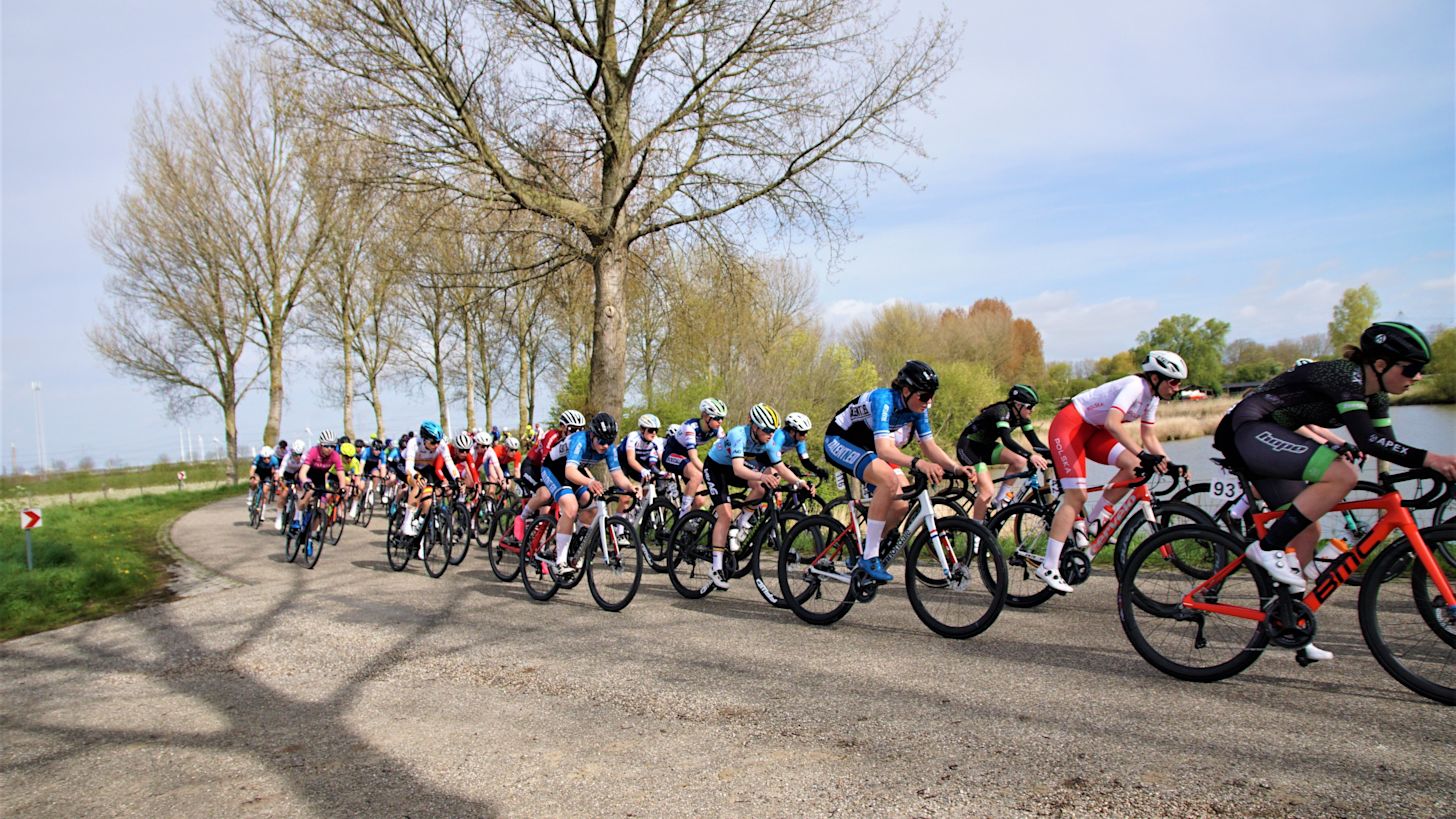 De mannen en vrouwen mogen dit weekend weer van start! Foto: Piet Grim