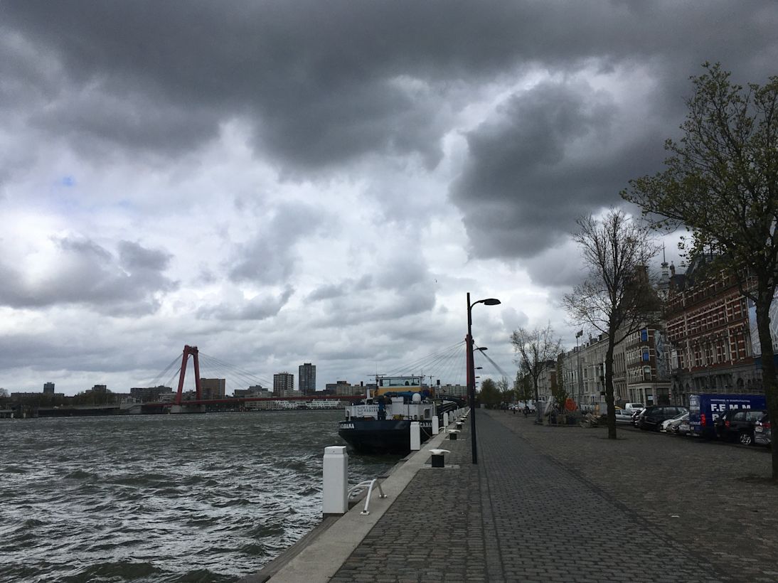 Onstuimig, kade, water, stapelwolken