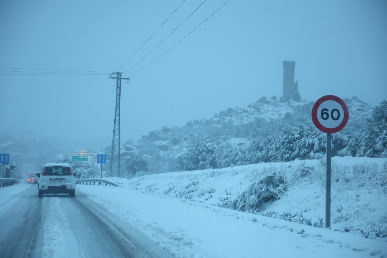 Spanje kampt met winterweer, regio's sluiten scholen