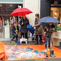 De koudste en natste Koningsdagen ooit gemeten