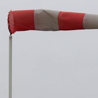 De definities van storm en zware windstoten