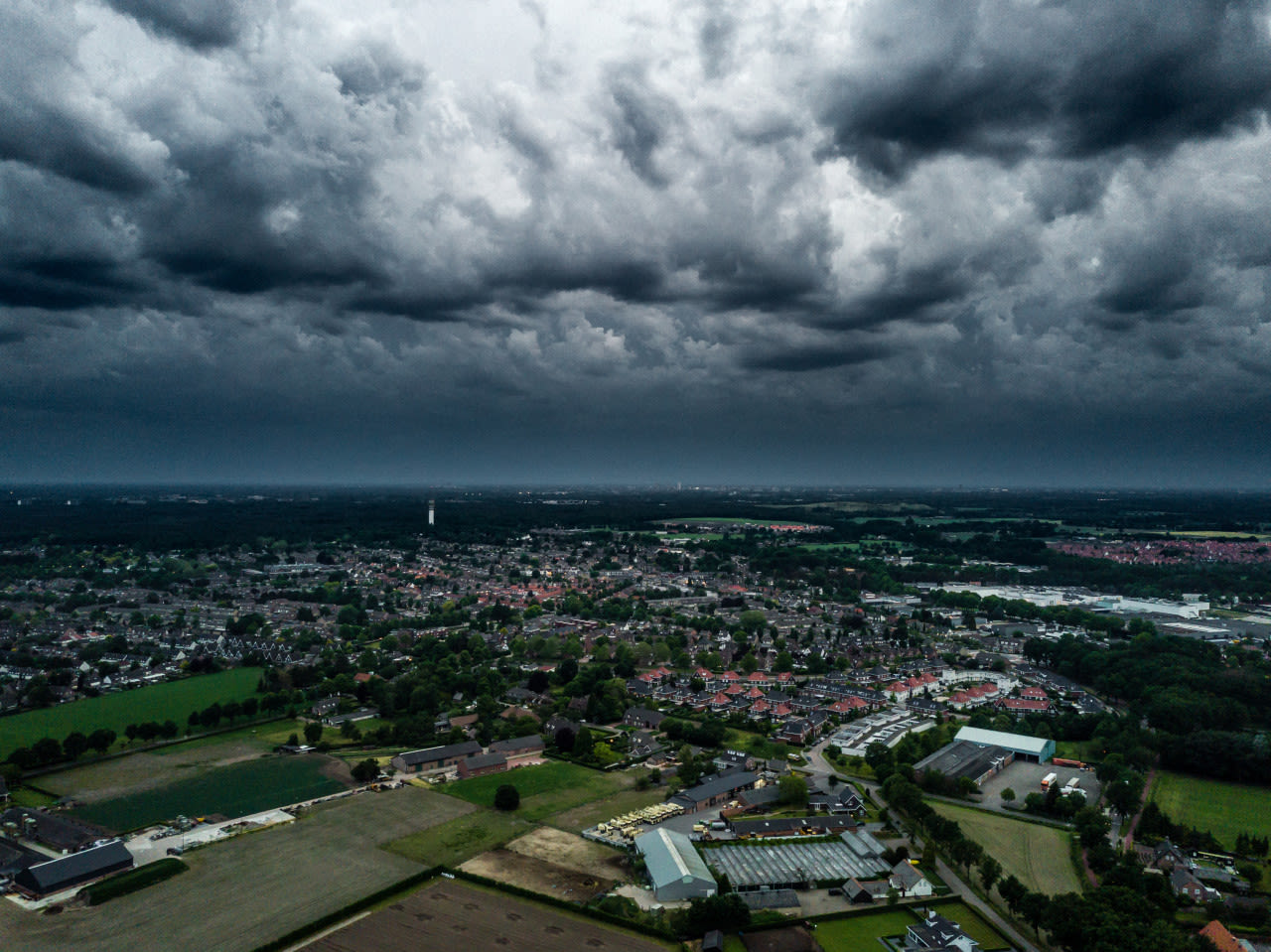 Onweer-op-4-juni-2019-boven-Brabant