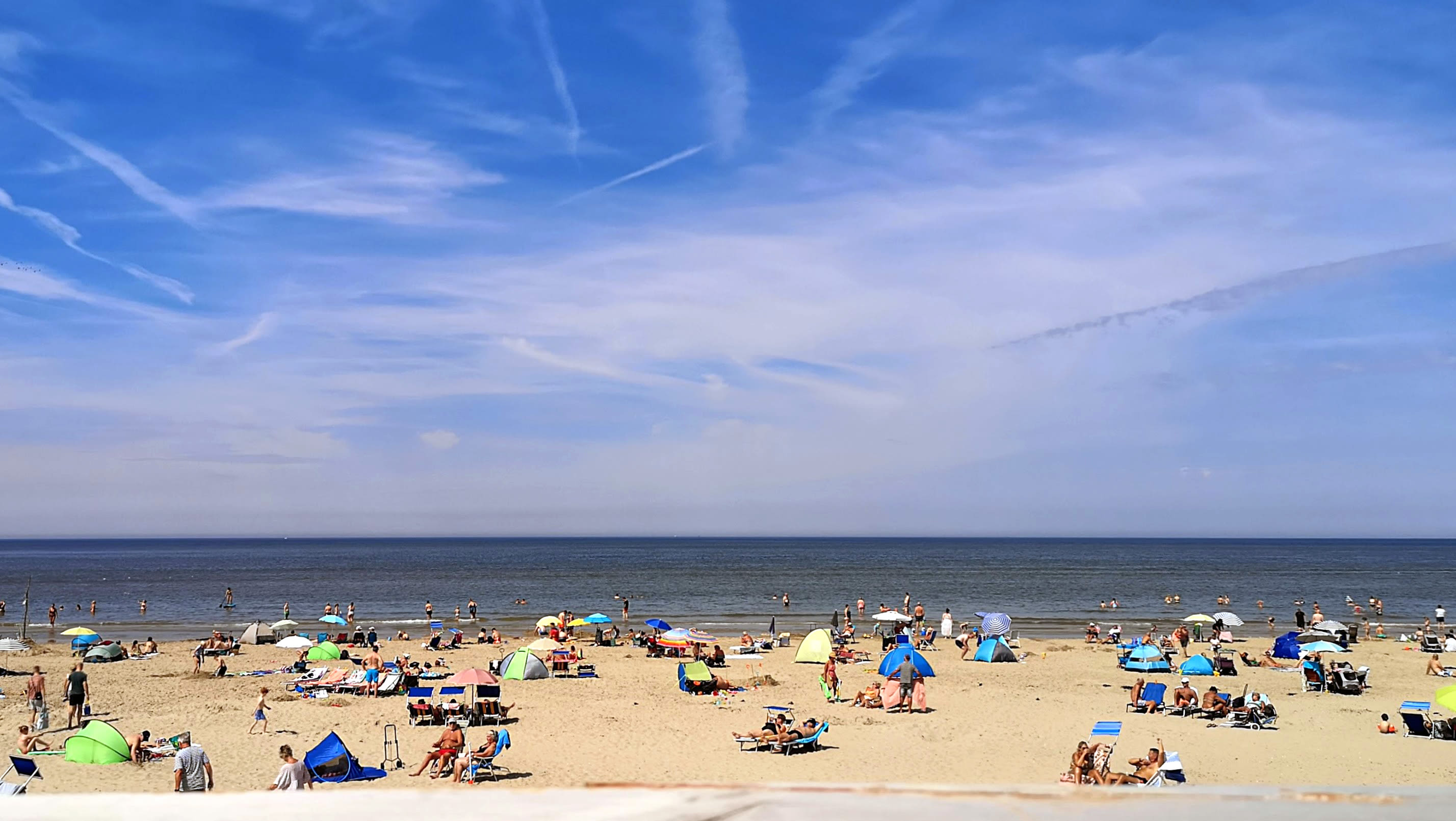 Zaterdag is het prima weer voor een dagje strand. Foto: Ger Zandbergen.