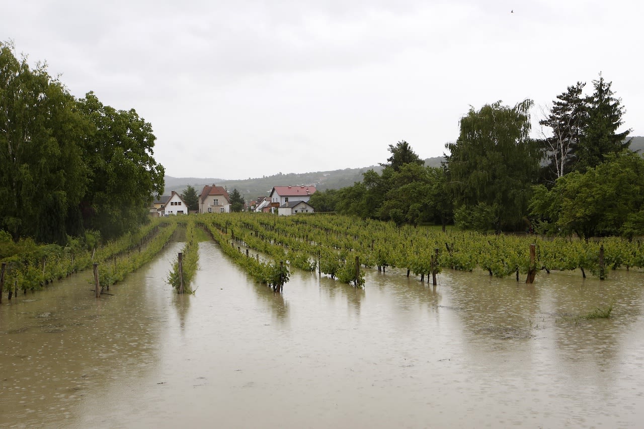 Overstroming-door-vele-regenval-AFP