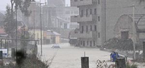 Noodweer in Zuid-Italië: honderden reddingsacties