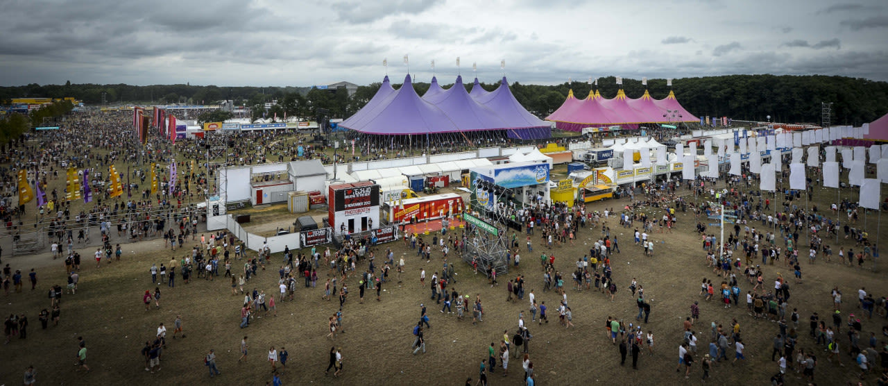 ANP-AFP-stapelwolken-en-sluierwolken-drijven-over-Pukkelpop
