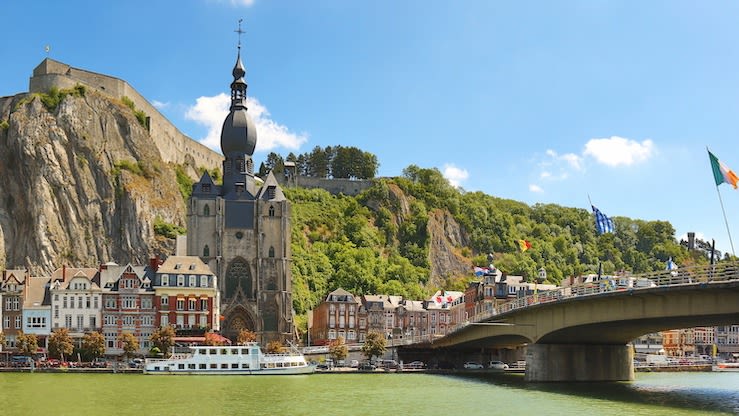 Zomerse omstandigheden in Dinant, foto: AdobeStock / cityfoto24