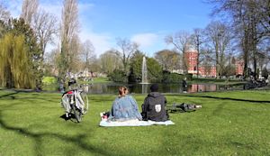 Zo bijzonder is de warmte van dinsdag en woensdag