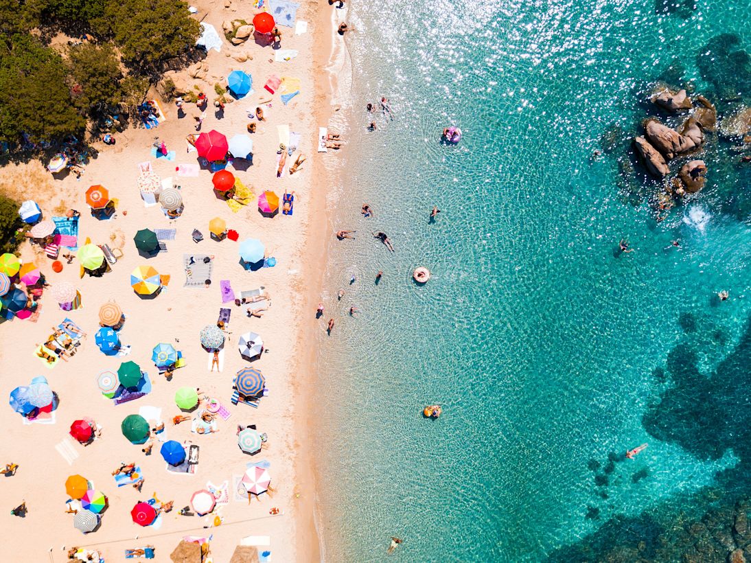 Het is op veel plaatsen in Zuid-Europa heerlijk strandweer. Foto: Adobe Stock / Travel Wild.