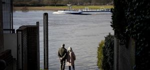 Hoogwater Limburg zakt, droog weer op komst