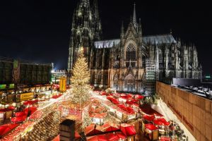 Fris en buiig tijdens Duitse kerstmarkten, kleine kans op sneeuw